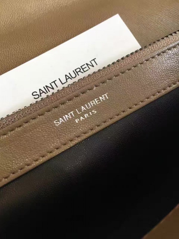 Y51 envelop satchel brown 5123 24cm x 15cm x 7 cm