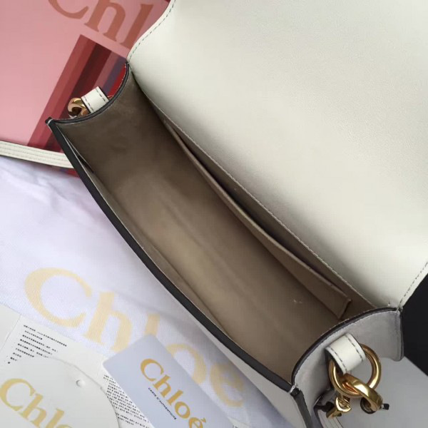 Chloe leather nile z1342 24cm x 8.5cm x 20cm