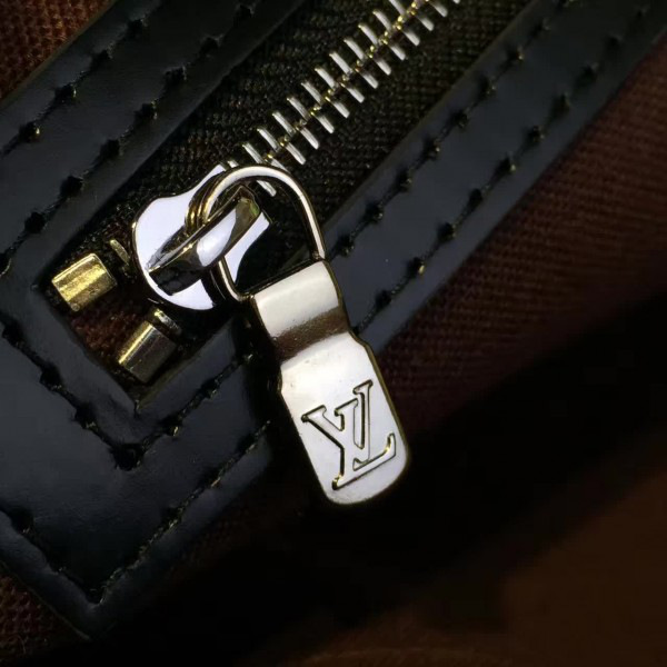 l0vis Vvtt0n leather cohotbag clutch bag
