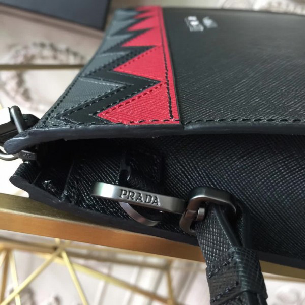 Pra*a leather clutch bag 4284 23.5cm x 1.5cm x 17.5cm