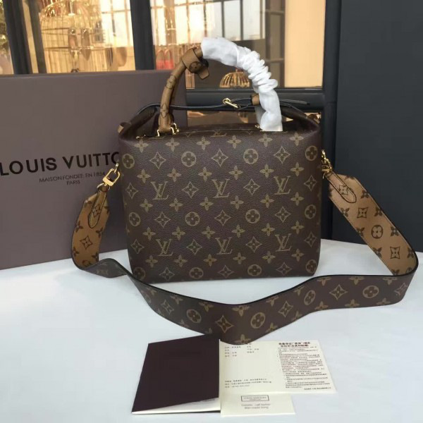 l0vis Vvtt0n monogram city cruiser lock 26cm x 21 cmx 13 cm