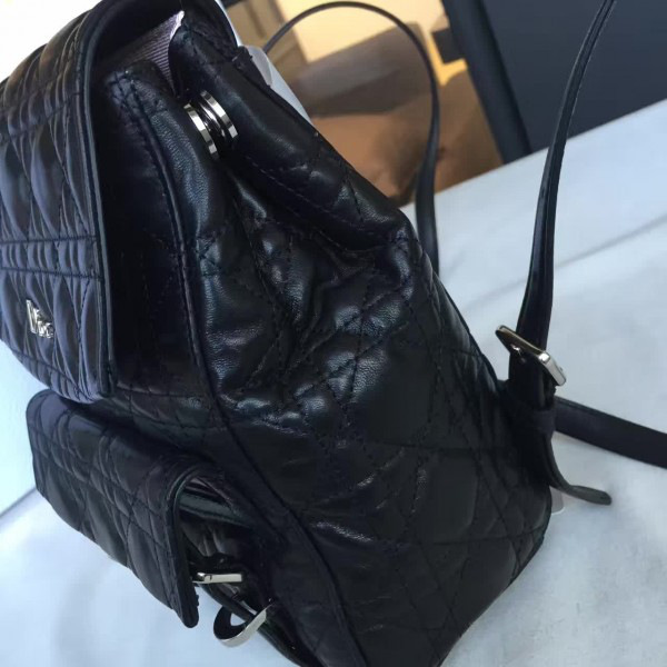 D10r backpack