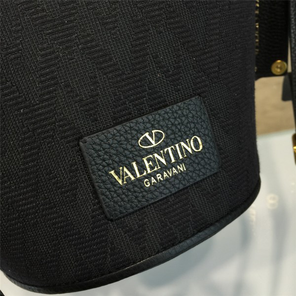 Gvc*1 gg leather padlock cohotbag 2171