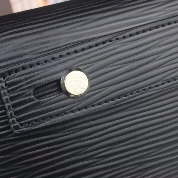 l0vis Vvtt0n zippy cohotbag  wallet noir 3153
