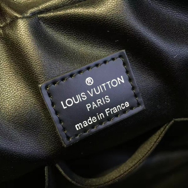 l0vis Vvtt0n leather cohotbag  clutch bag 3422
