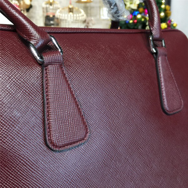 Pra*a leather briefcase 4219  37cm x 9.5m x 28.5cm