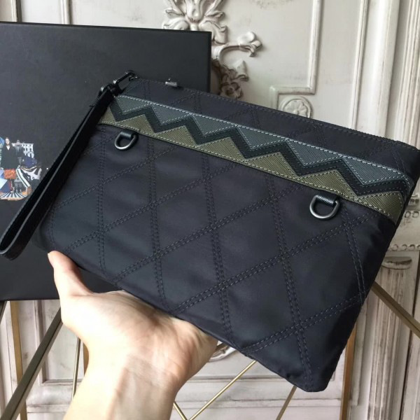 Pra*a nylon clutch 4306 28cm x 1.5cm x 18cm