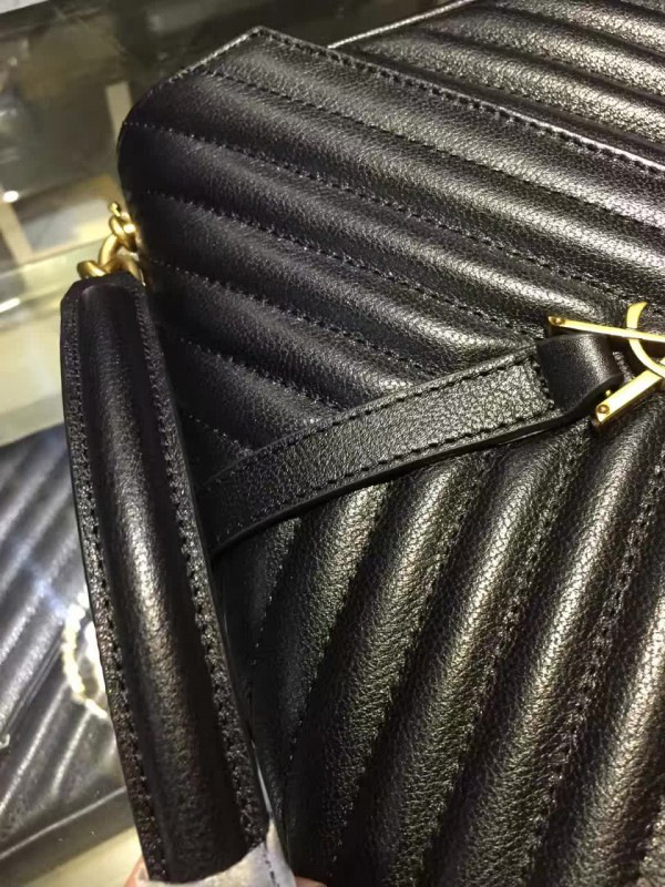 Y51 gold monogram college black 5093 24cm x 17cm x 6.5cm