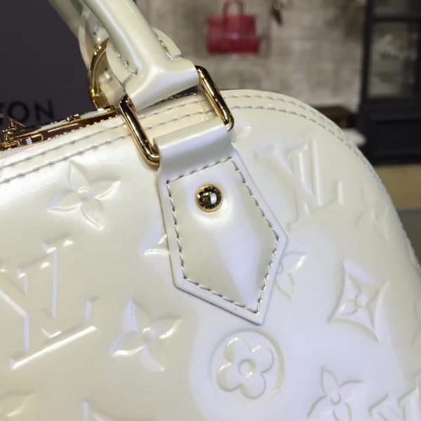 l0vis Vvtt0n alma bb monogram vernis leather_3536_24cm x 17cm x 14cm