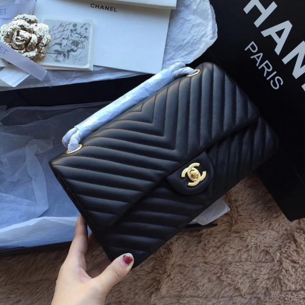 Ch**el classic handbag balck