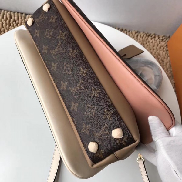 l0vis Vvtt0n saint cohotbag onge millefeuille camera shoulder bag m44255