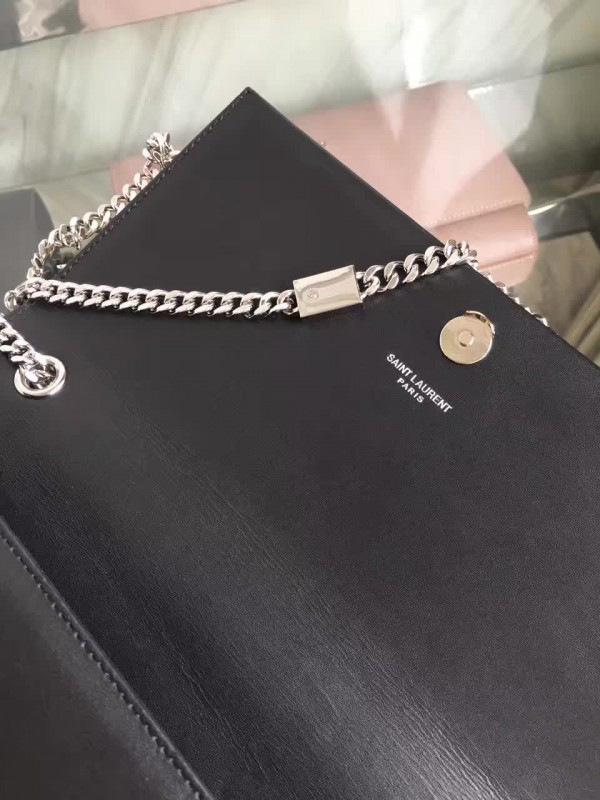 Y51 medium kate bag with leather tassel 5047 24cm x 14cm x 4.5cm