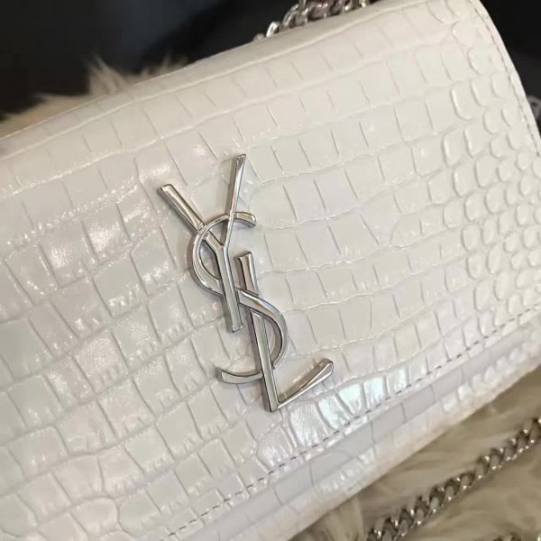 Y51 sunset chain wallet in crocodile embossed shiny leather 4834 17cm x 13cm x 7cm