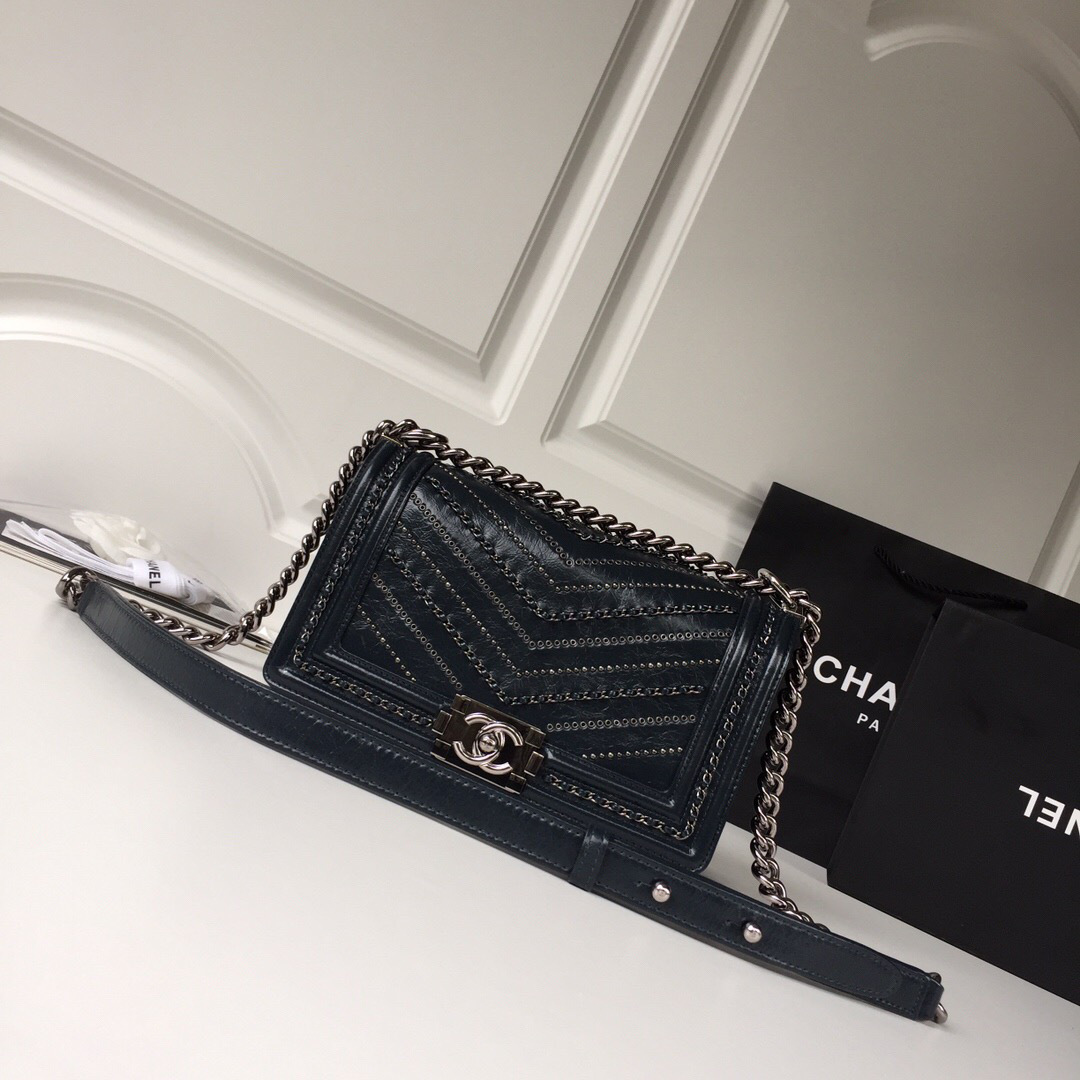Ch**el wrinkled calfskin dark blue gold hardware 25cm