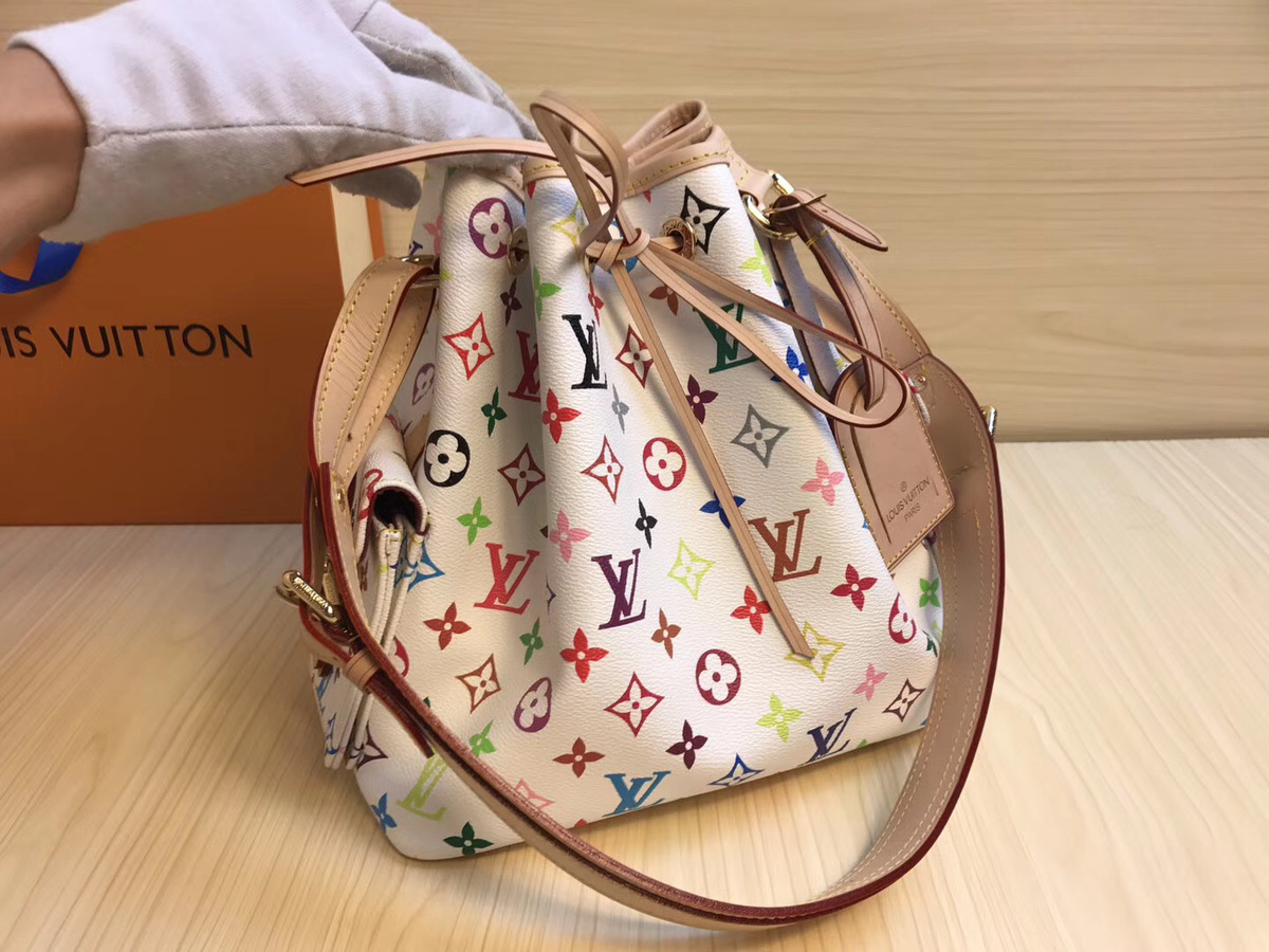 l0vis Vvtt0n bucket bag m42229 25 x 27 x 18