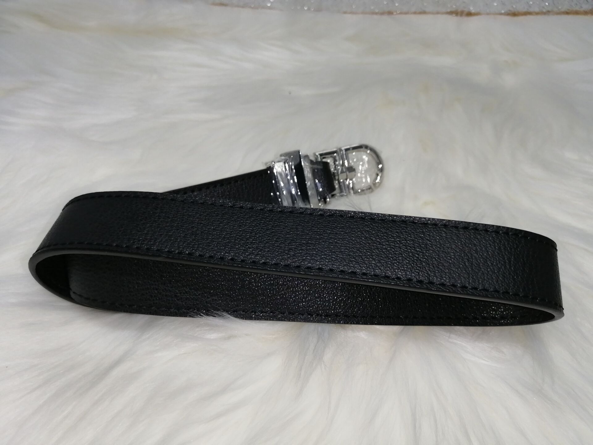 Givenchy medium antigona handbag 3077