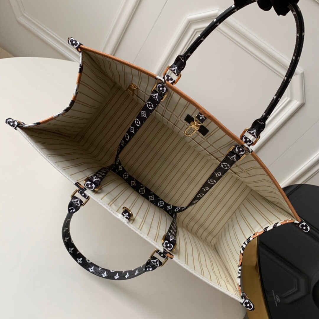 Lv onthego m44675 ivoire 41 cm