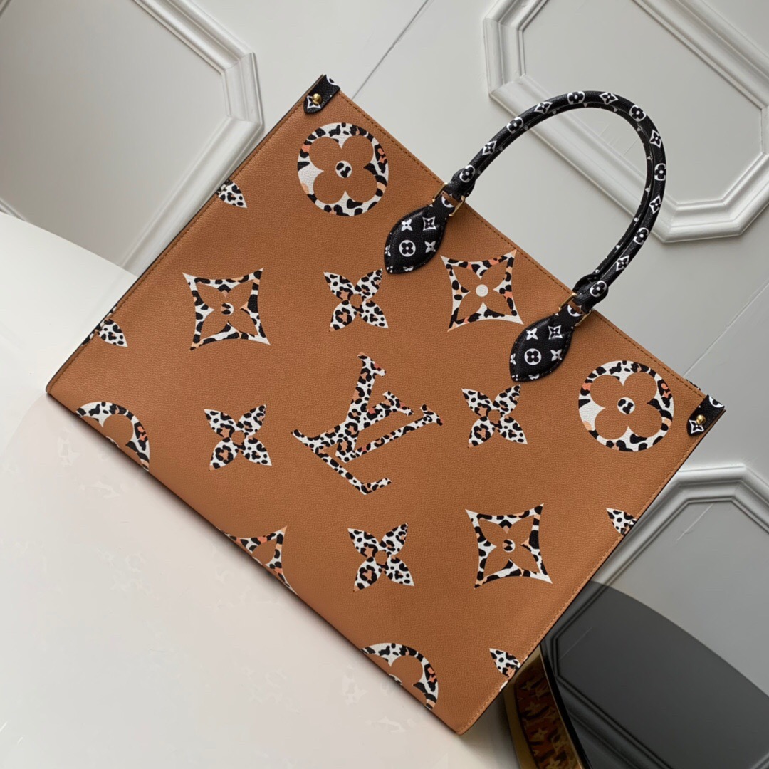 Lv onthego m44675 ivoire 41 cm