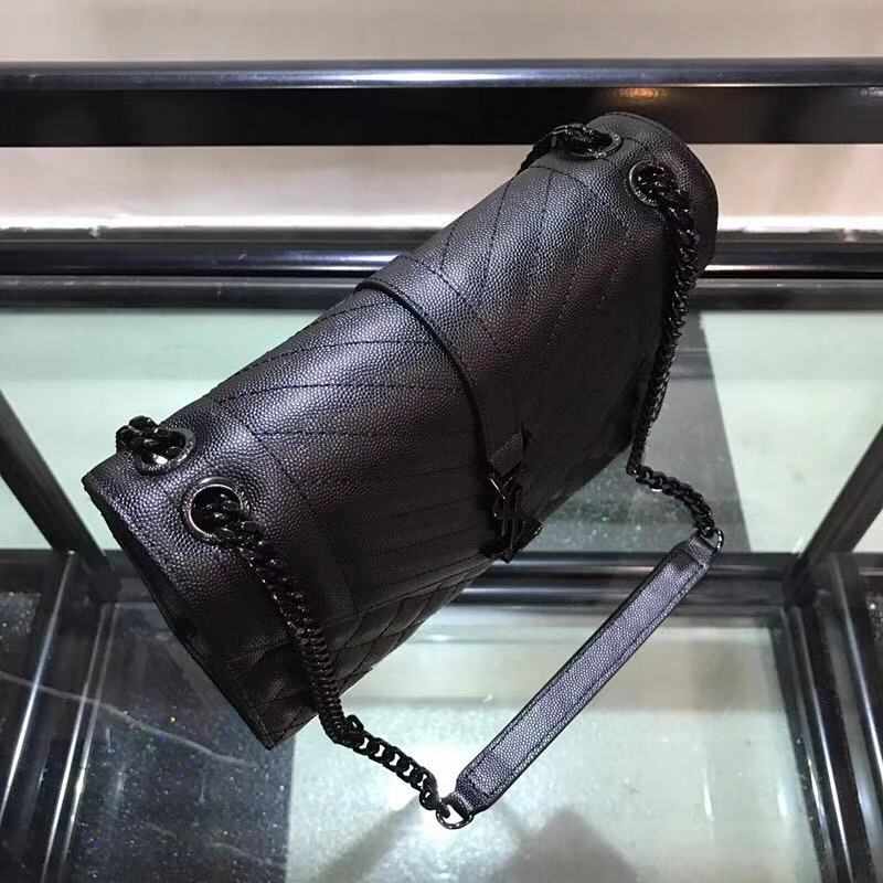 Y51 envelope medium bag all black 24x17.5x6cm