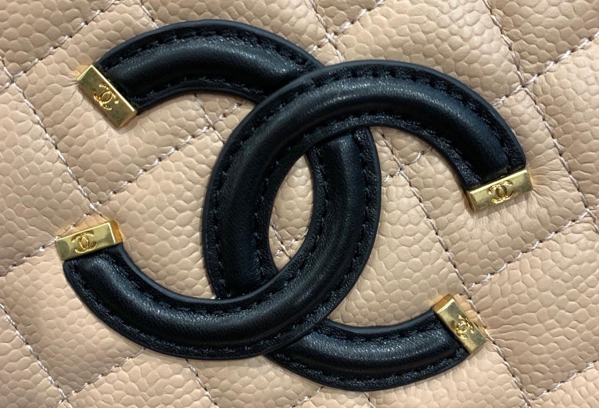 Ch**el chain camera bag 21cm-17cm