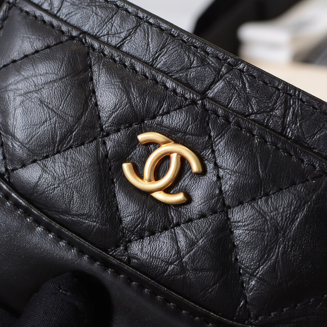 Ch**el card case black