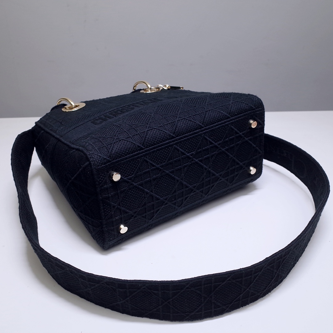D10r medium lady d-lite bag black cannage m0565 24 x 20 x 11 cm