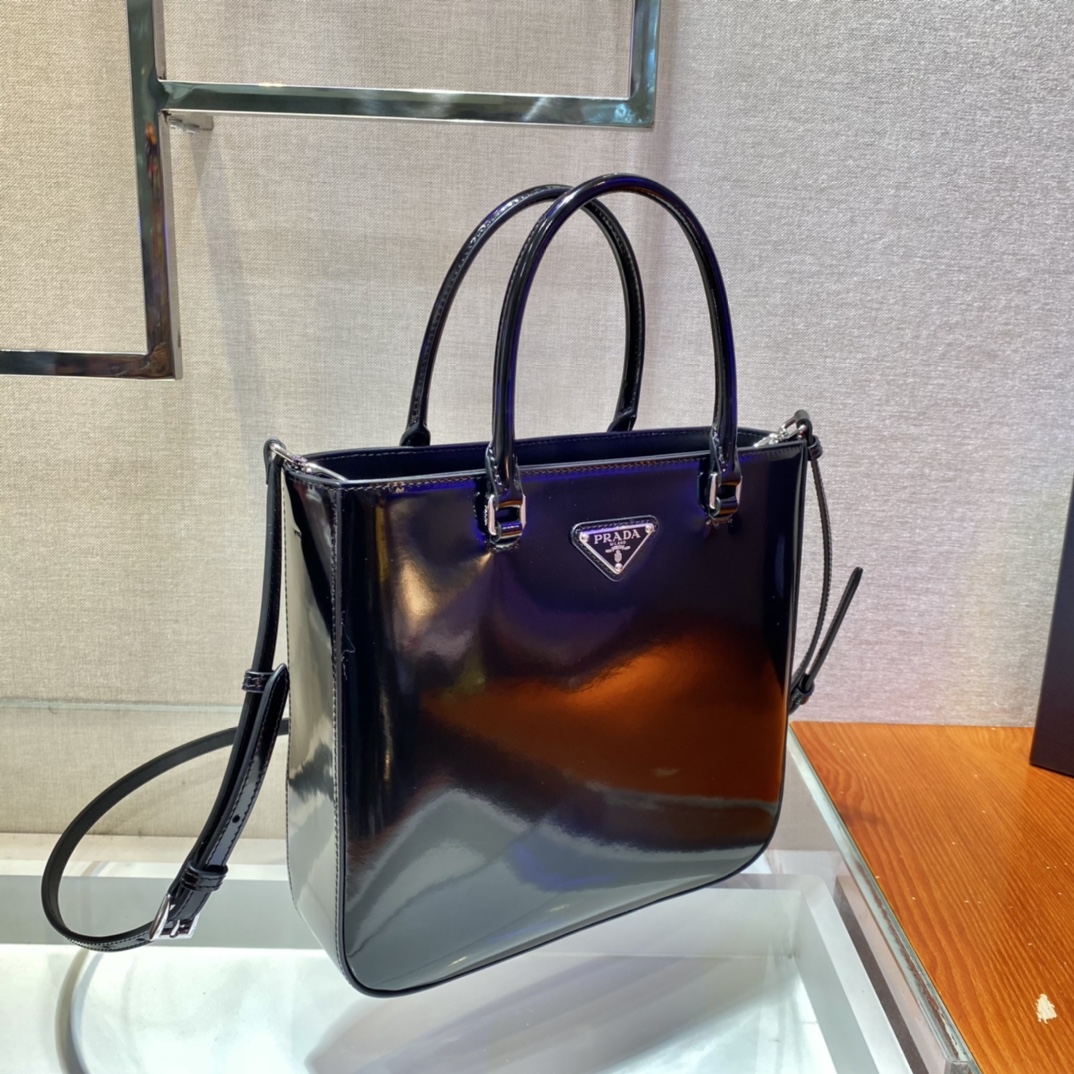 Pra*a  brushed leather tote bag black 1ba330 24 x 22 x 6 cm