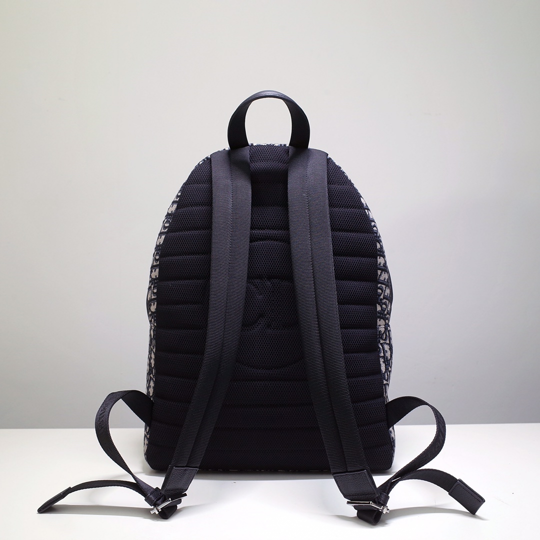 Gvc*1 rider backpack oblique jacquard 1voba088yky 30x15x42cm