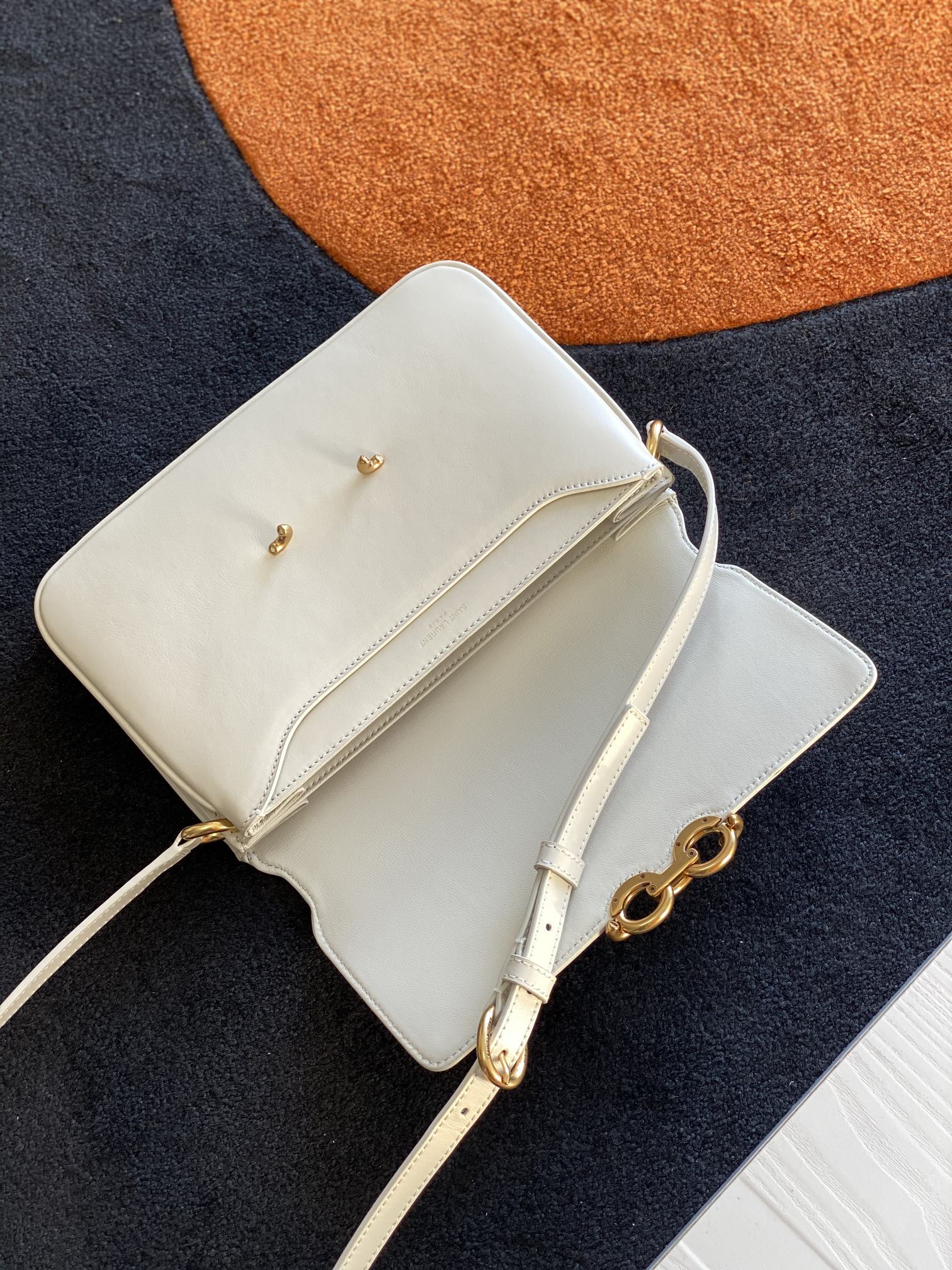 Y51 le maillon satchel in smooth leather white 6497952 24x14.5x3.5cm