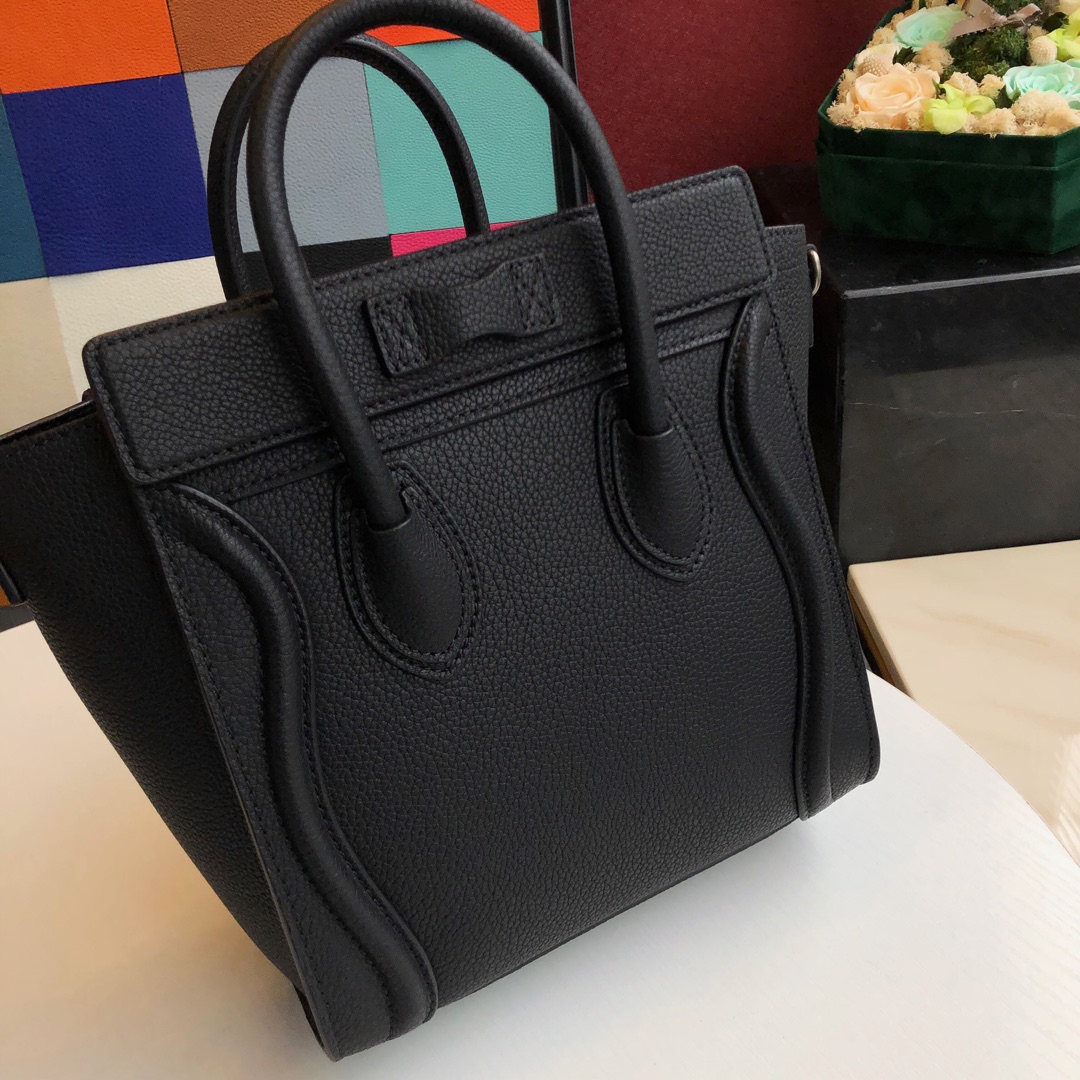 Ce1i*e nano luggage bag in drummed calfskin black 189243dru 20 x 20 x 10 cm