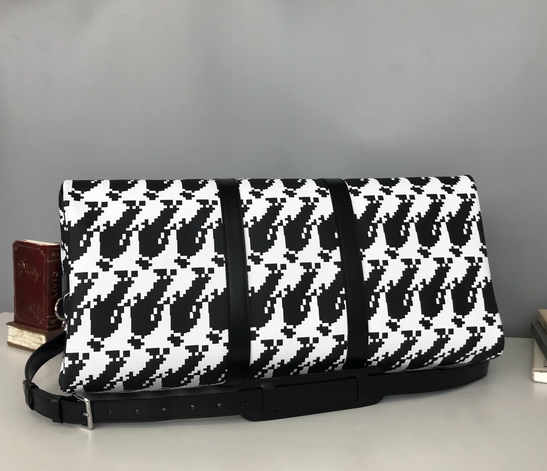 l0vis Vvtt0n limited edition michael jackson keepall 45 black and white 45 x 27 x 20 cm
