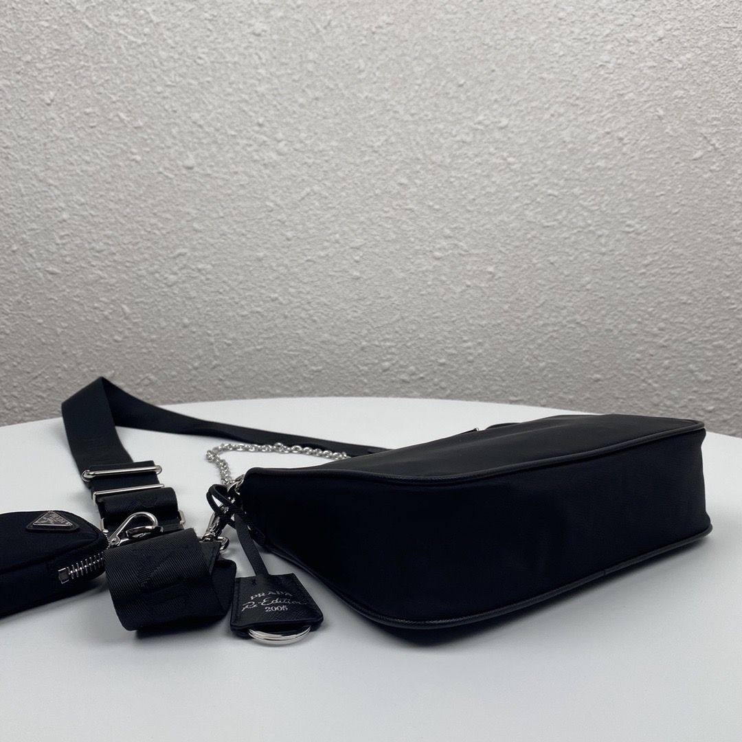 Pra*a re-edition 2005 nylon bag black 1bh204 22 x 12 x 6 cm