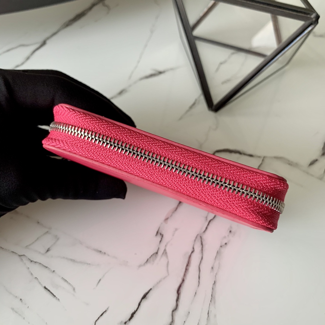 l0vis Vvtt0n zippy coin purse epi leather rose red m68759 11 x 8.5 x 2 cm