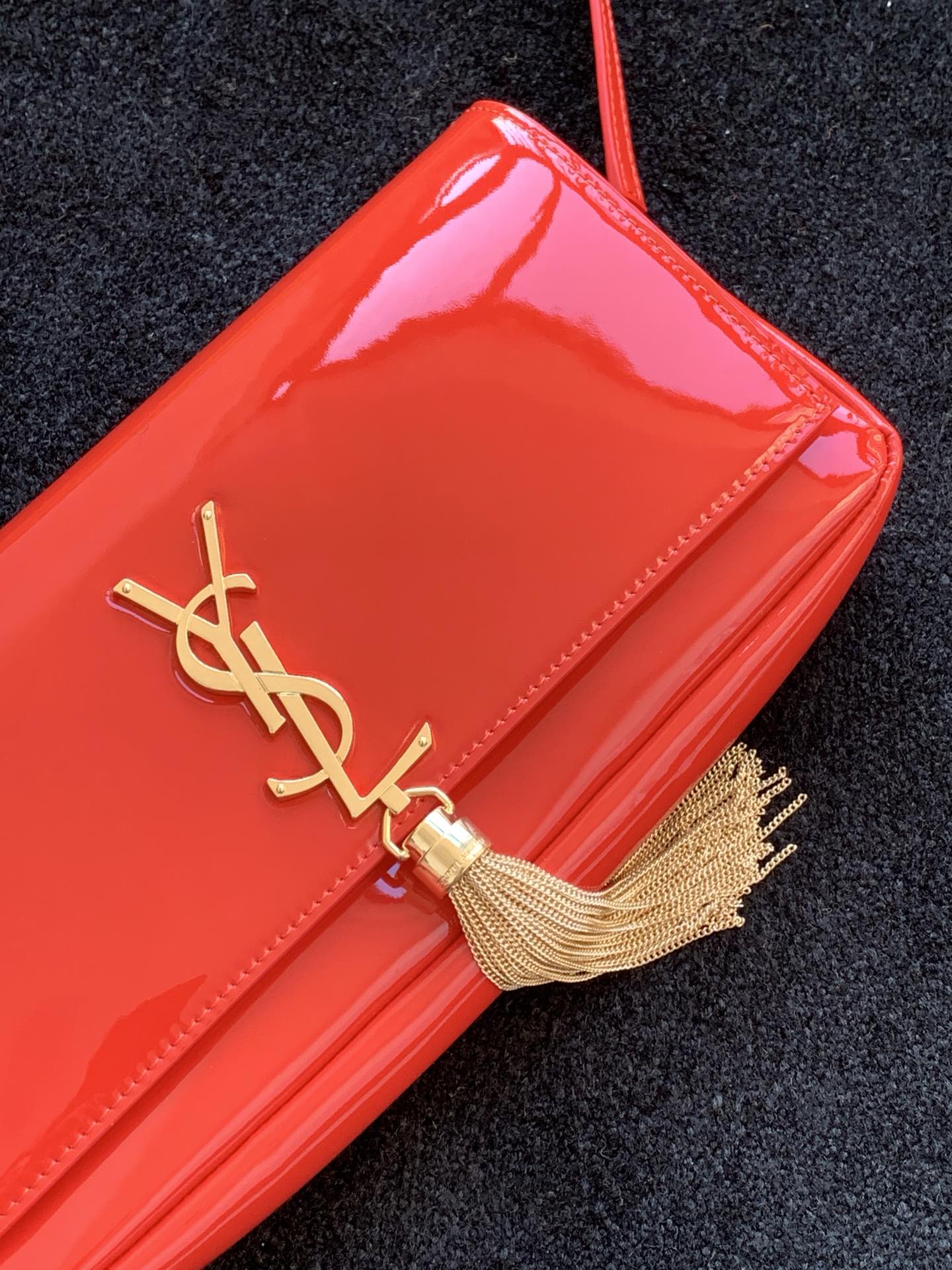 Y51 kate 99 with payent in lambskin red 6042761 26 x 13.5 x 4.5 cm