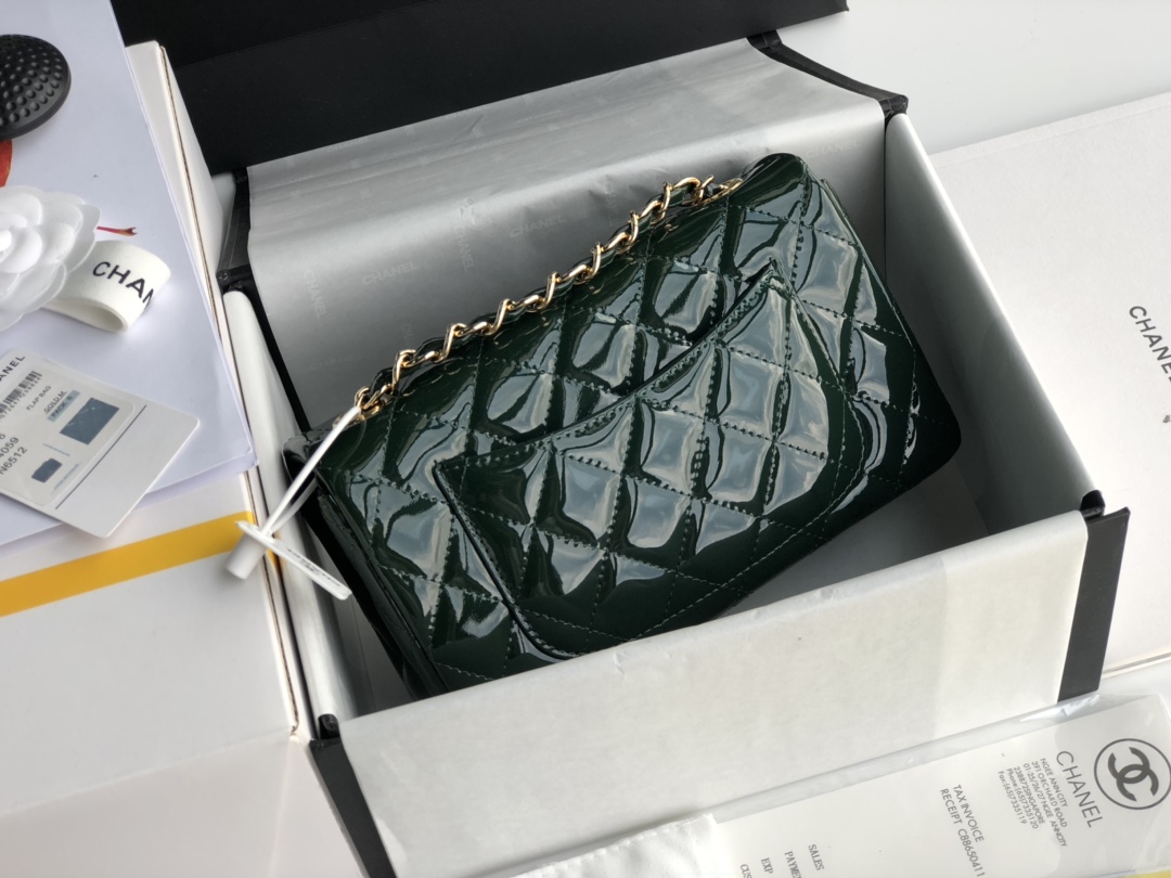 Ch**el cf mini patent calfskin & golden metal forest bag 20cm