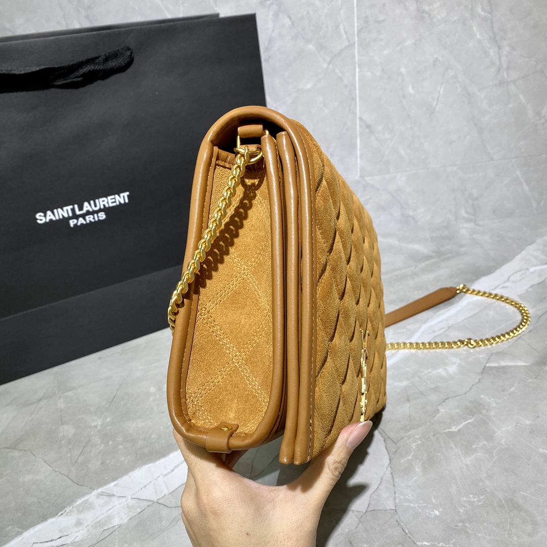 Y51 becky mini chain bag in carrÉ-quilted lambskin 6507691 25 x 17 x 7 cm
