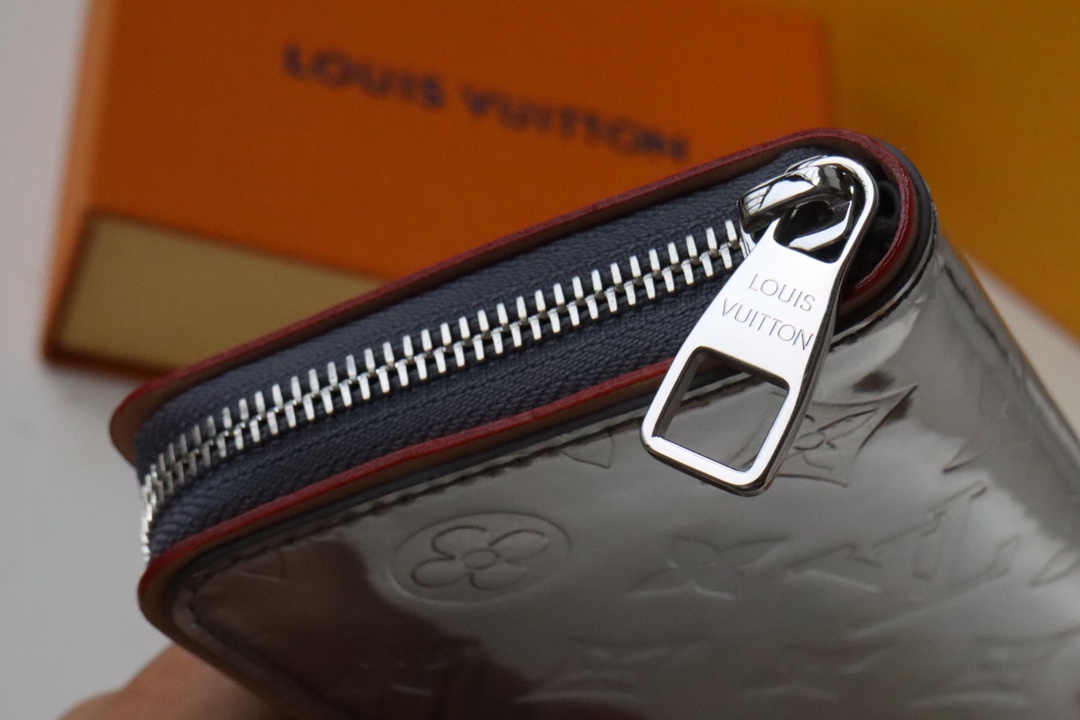 l0vis Vvtt0n zippy wallet vertical monogram mirror canvas m80808 10 x 20 x 2 cm
