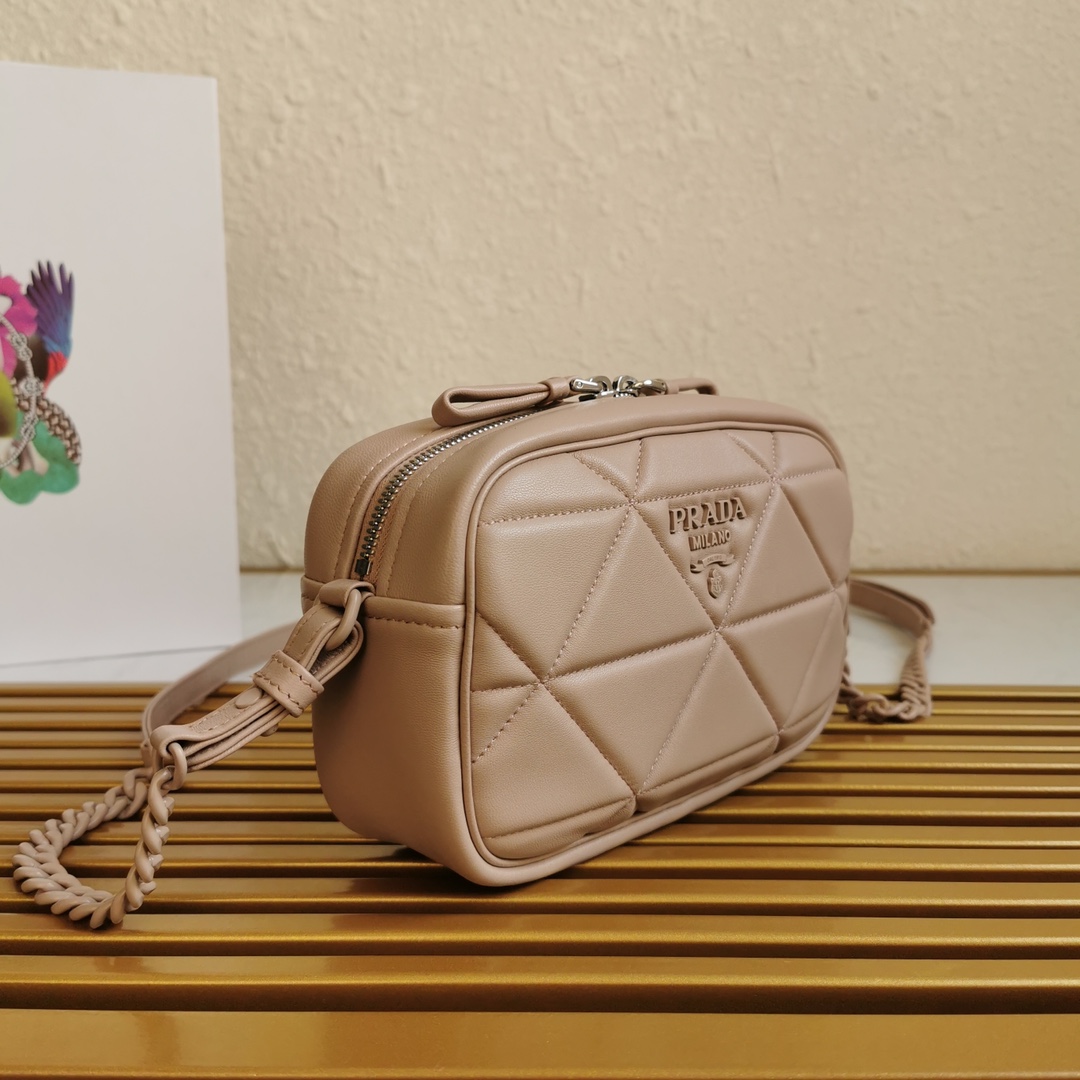Pra*a spectrum shoulder bag quilted nappa leather light beige 1bh141 13.5 x 21 x 8 cm