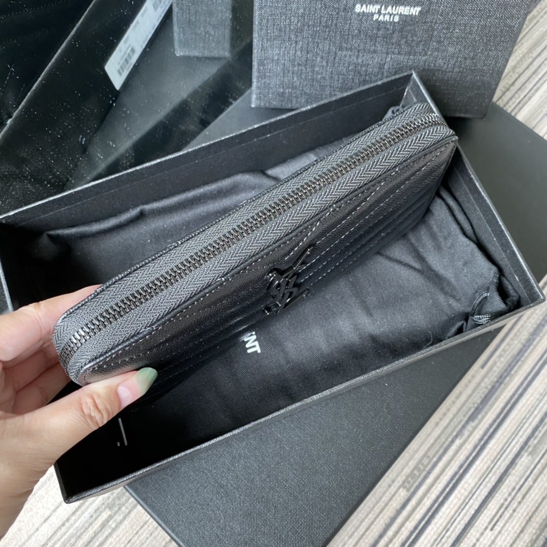 Y51 monogram zip around wallet in grain de poudre embossed leather black metal 358094 19 x 9 cm