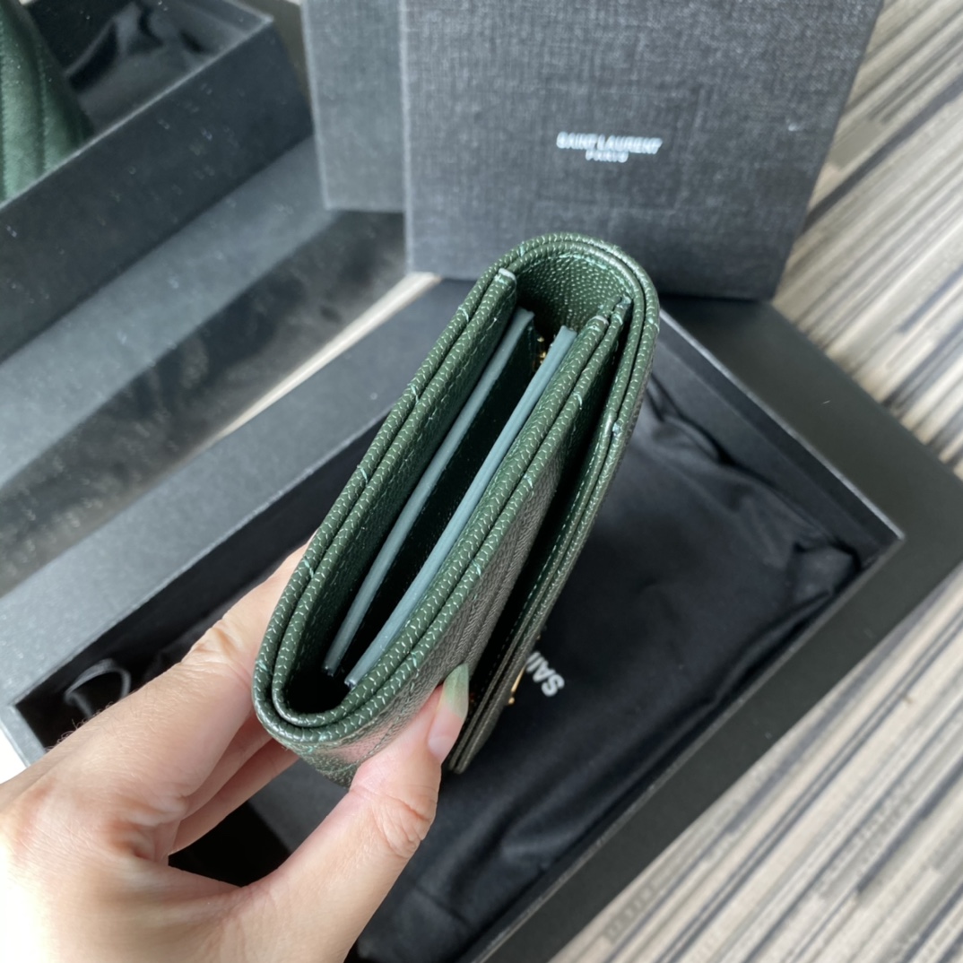 Y51 large monogram flap wallet in grain de poudre embossed leather green 372264 19 x 11 cm