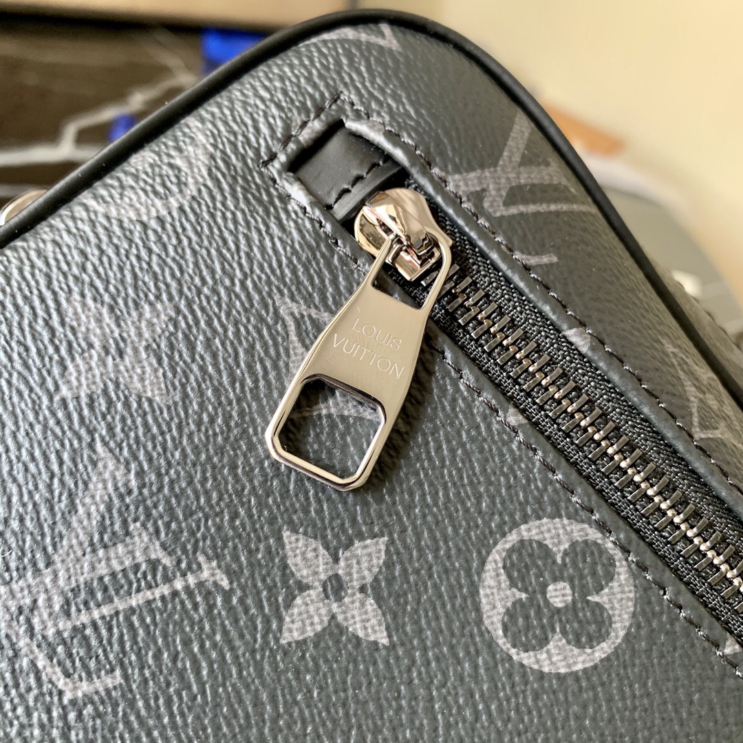 l0vis Vvtt0n kasai clutch monogram canvas black m42838 24 x 16 x 6 cm