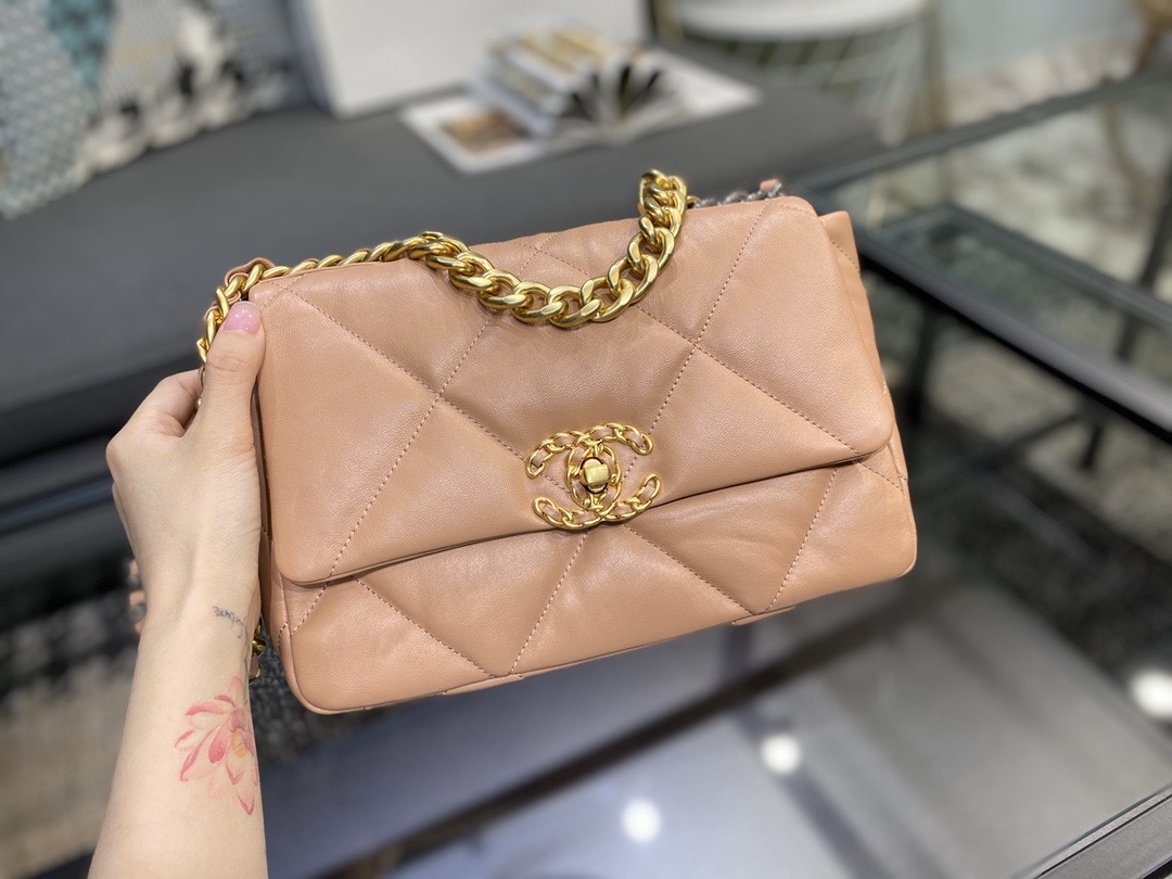 Ch**el 19 handbag lambskin peach as1160 26cm