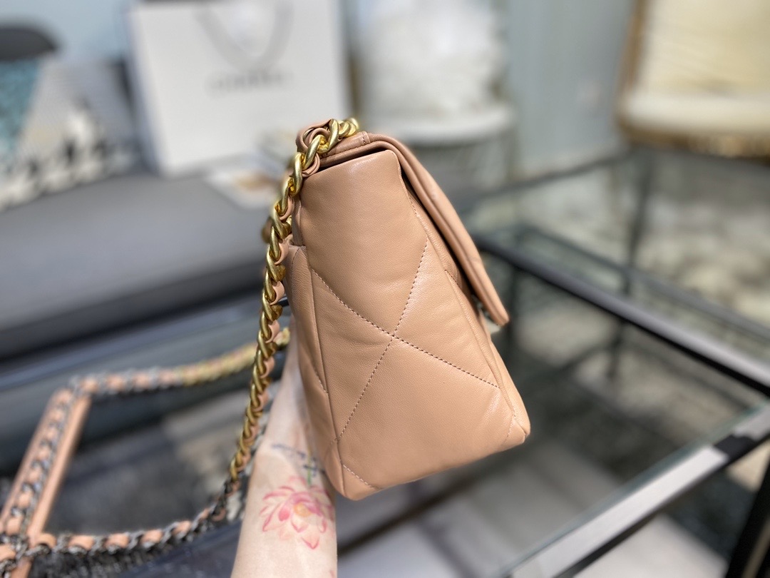 Ch**el large 19 handbag lambskin peach as1161 30cm