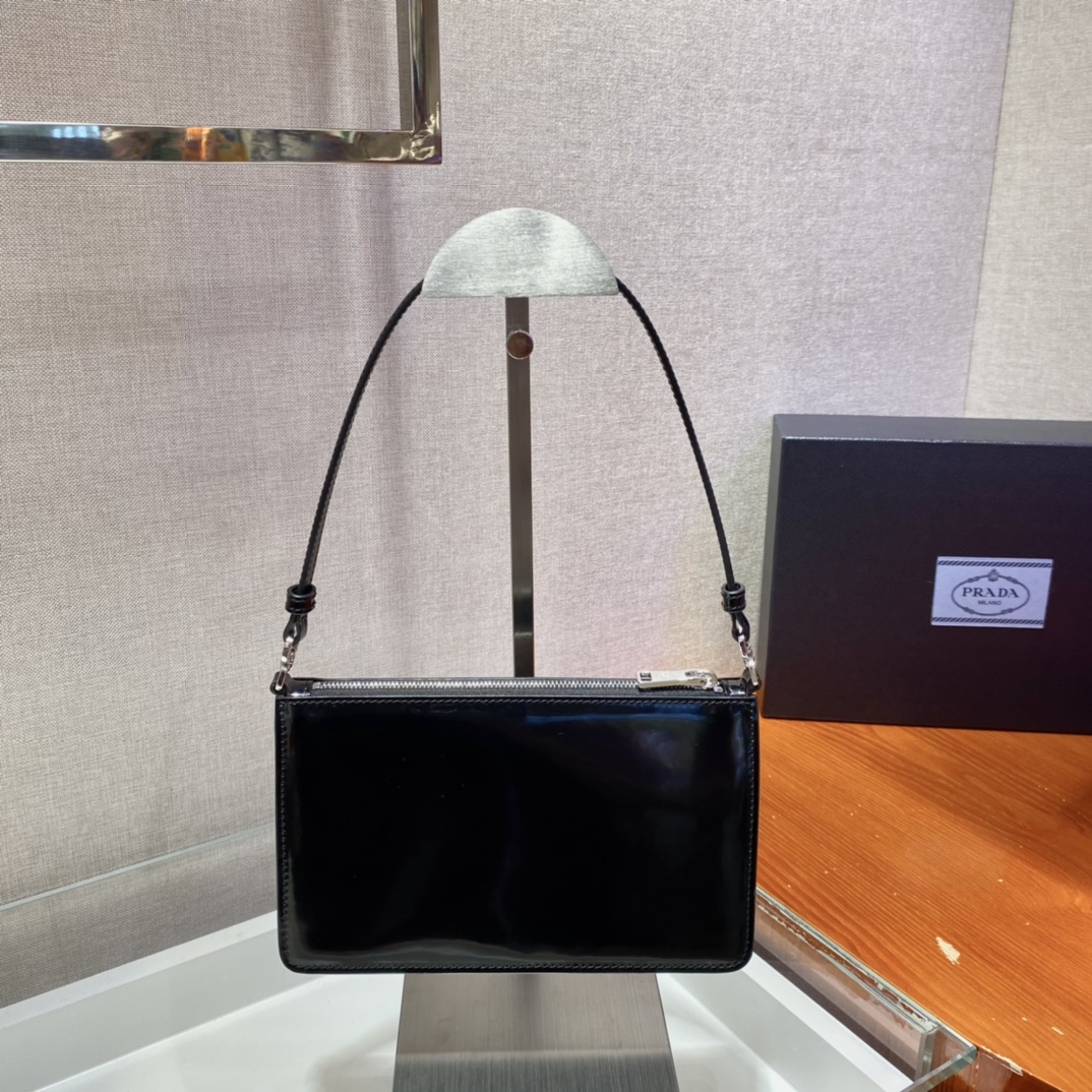 Pra*a mini saffiano leather bag black 1bc155 20 x 12 x 5.5 cm