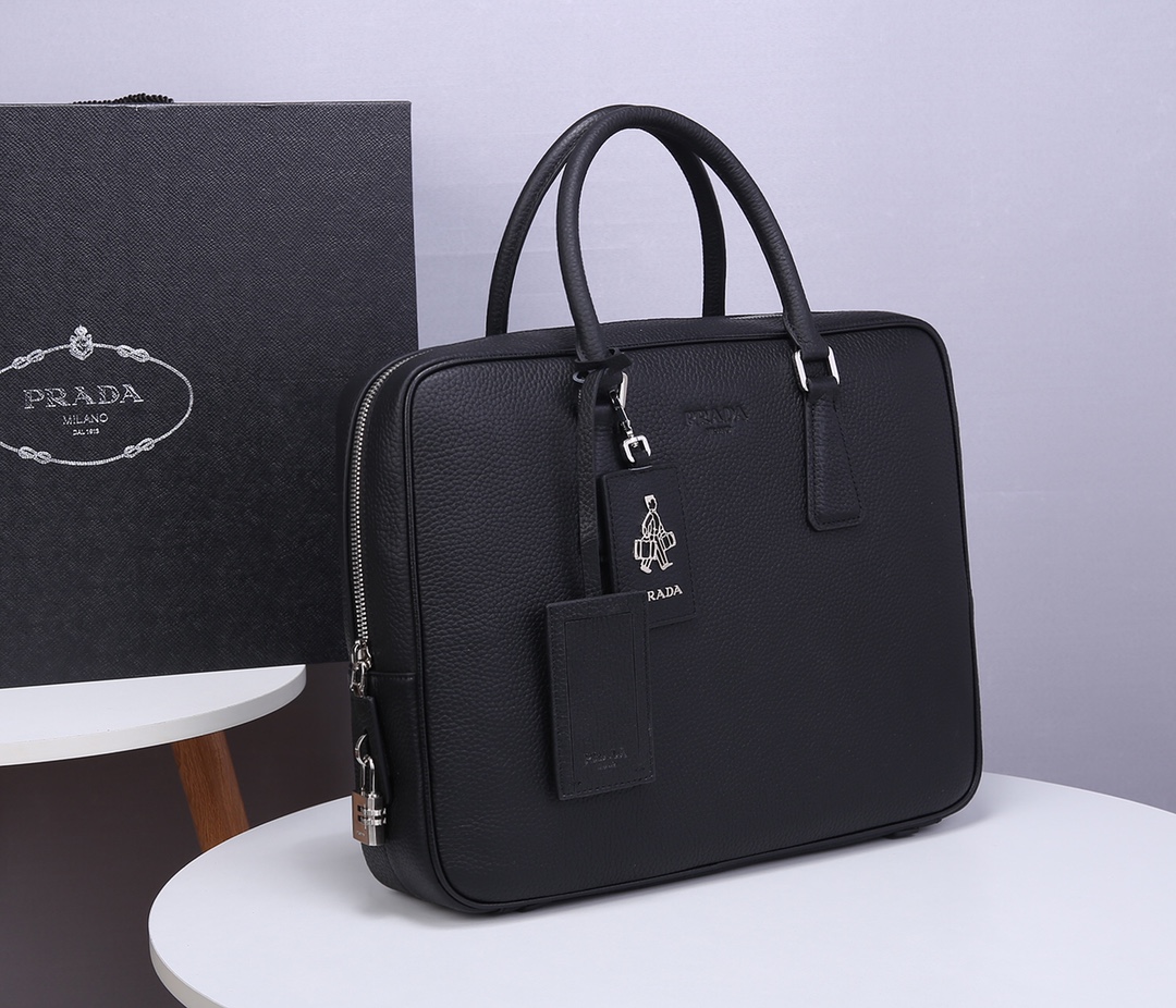 Pra*a briefcase grained cowhide leather black 8017 36 x 28 x 7 cm