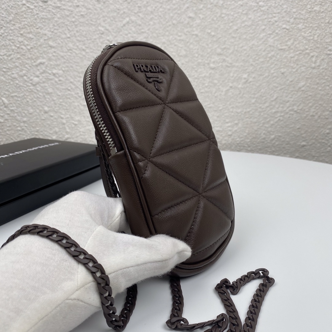 Pra*a mini spectrum quilted nappa leather dark brown 1dh030 10.5 x 18 cm