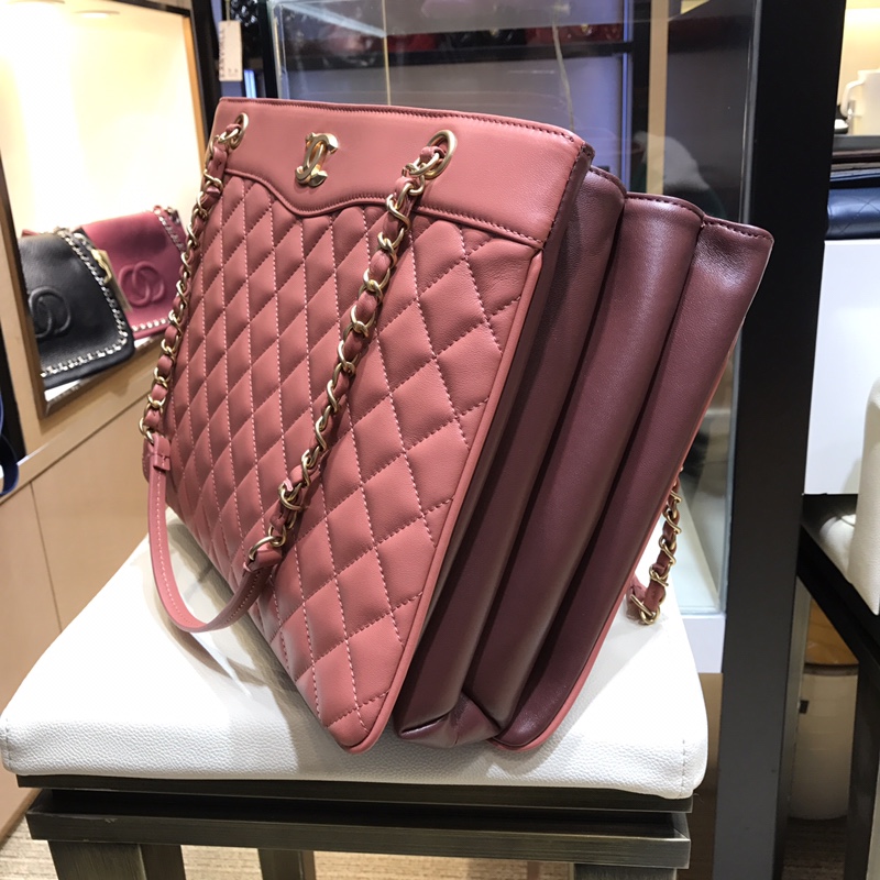Ch**el large coco vintage timeless tote bag leather pink a57030 35 x 11 x 27 cm