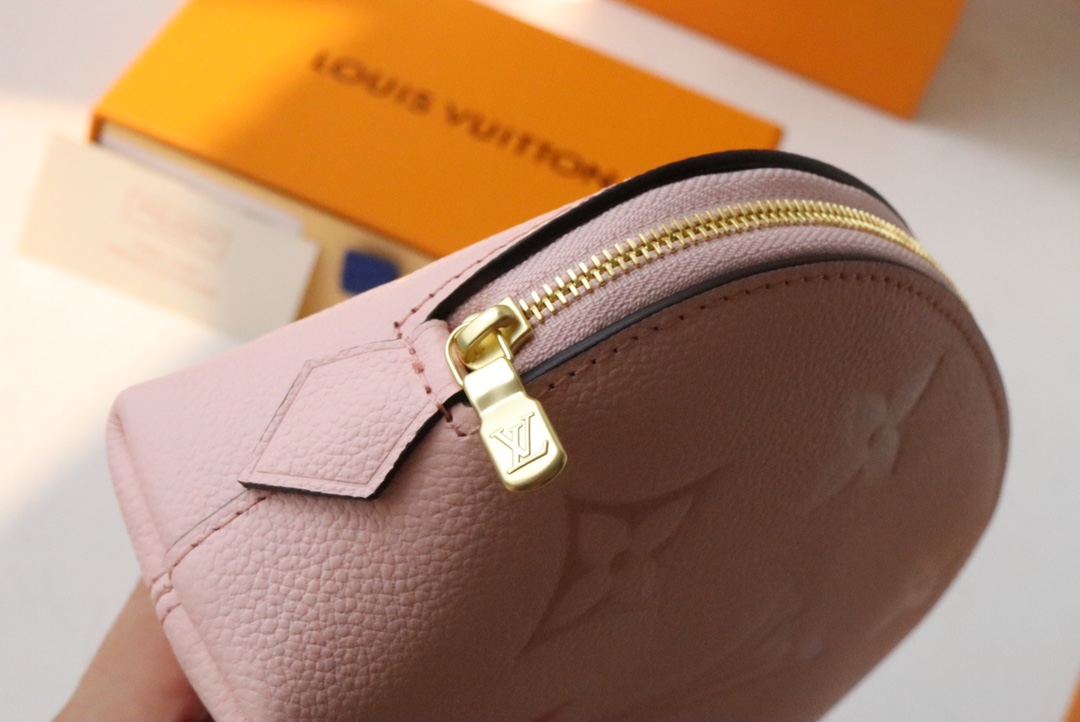 l0vis Vvtt0n pochette cosmetique monogram empreinte leather m80502 19 x 12 x 6 cm