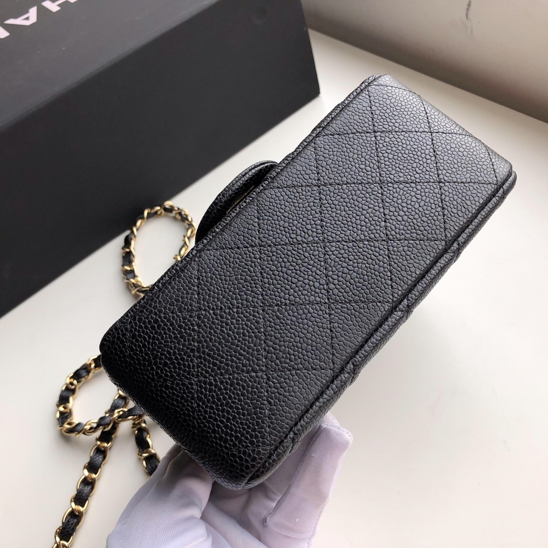 Ch**el mini flap bag caviar golden metal black a35200 17cm