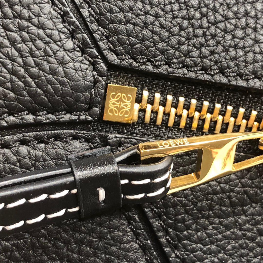 L0ew* medium puzzle bag soft grained calfskin gold metal black 32212kbs20 29 x 18 x 12 cm